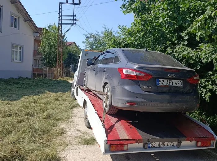Araç çekici üzerinde güvenli taşıma
